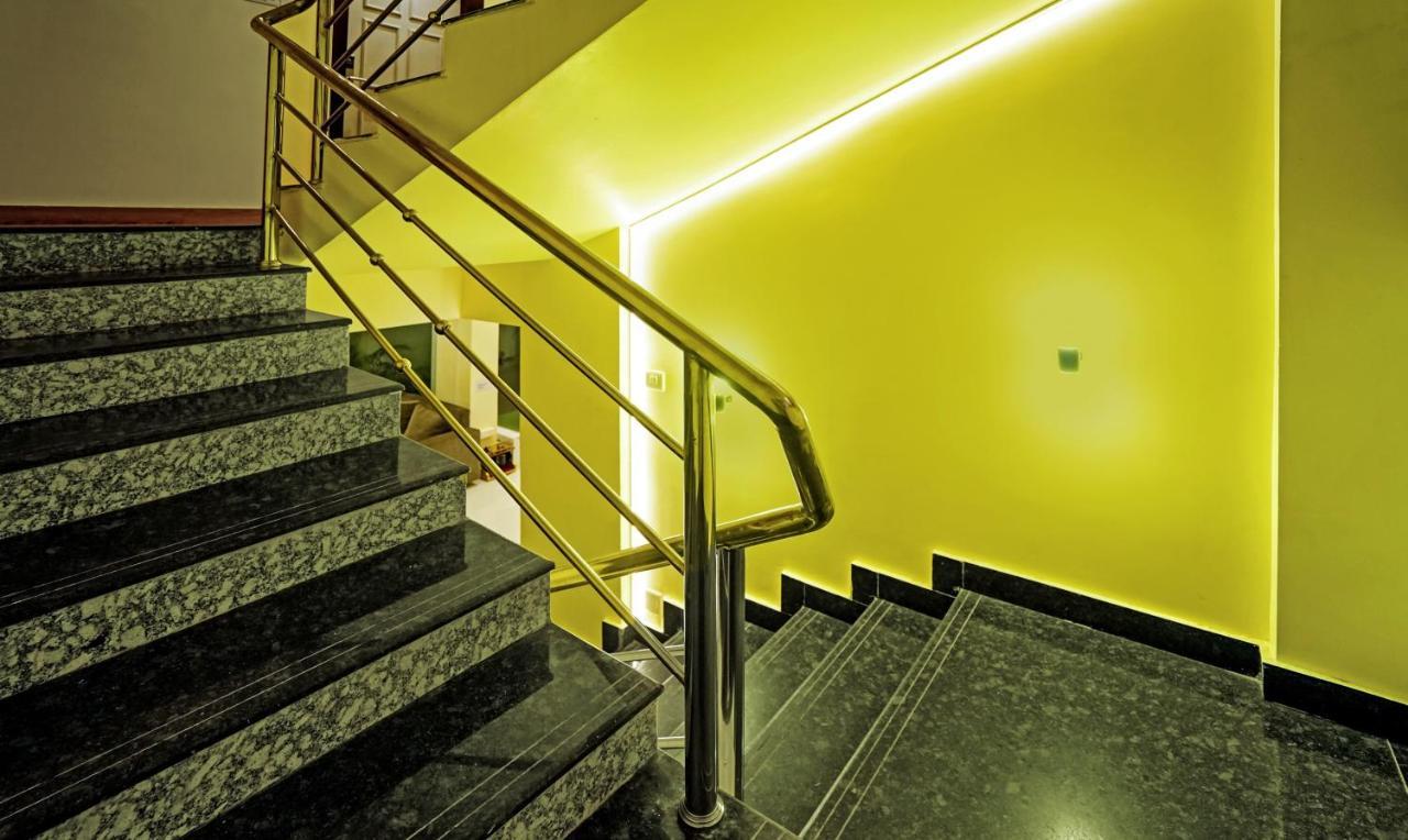 Treebo Trend Hotel Golden Nest Bhubaneswar Exterior foto
