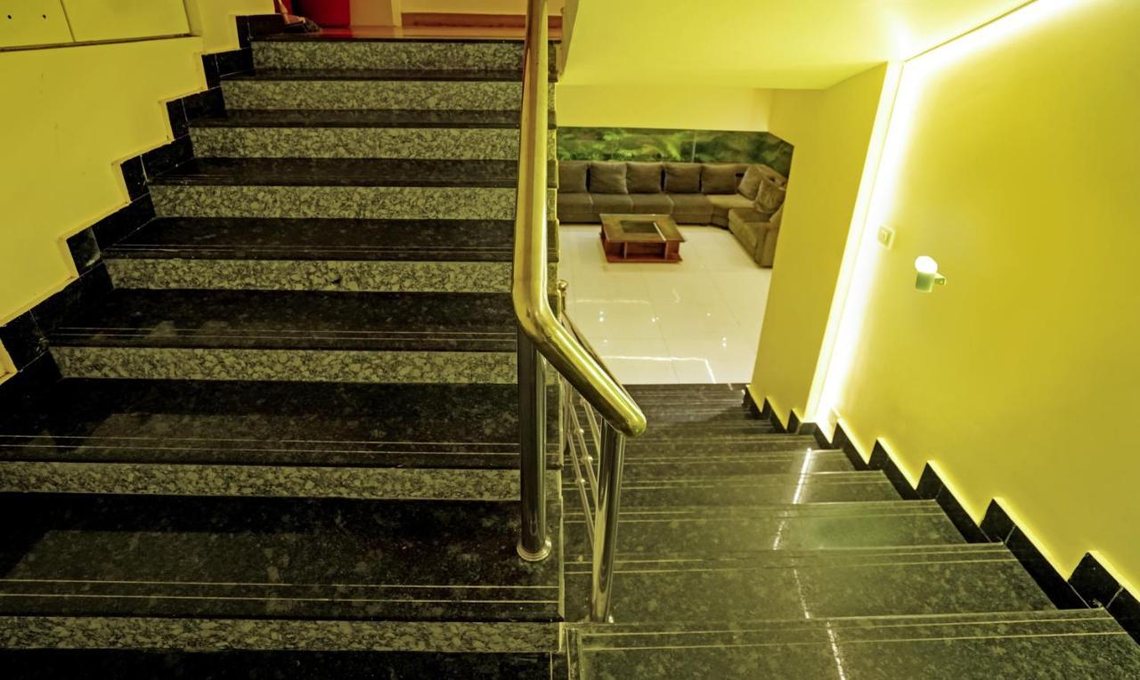 Treebo Trend Hotel Golden Nest Bhubaneswar Exterior foto
