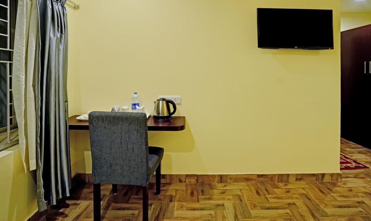 Treebo Trend Hotel Golden Nest Bhubaneswar Exterior foto