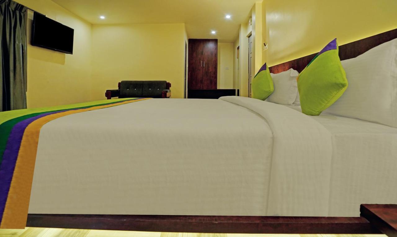 Treebo Trend Hotel Golden Nest Bhubaneswar Exterior foto