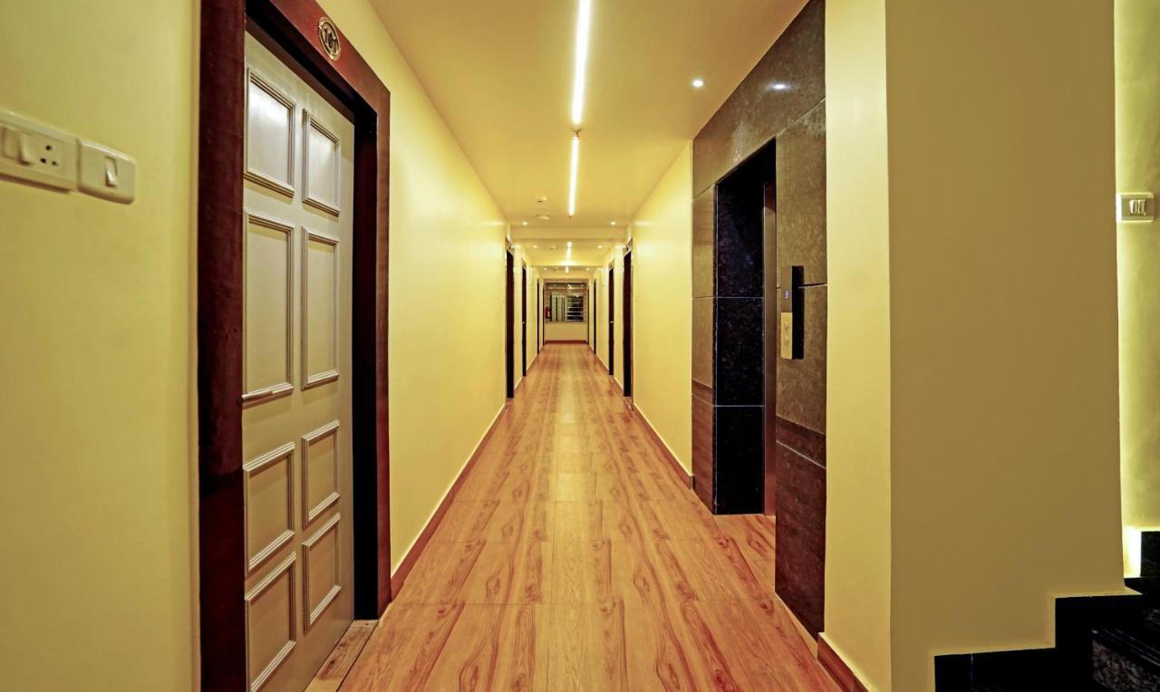 Treebo Trend Hotel Golden Nest Bhubaneswar Exterior foto